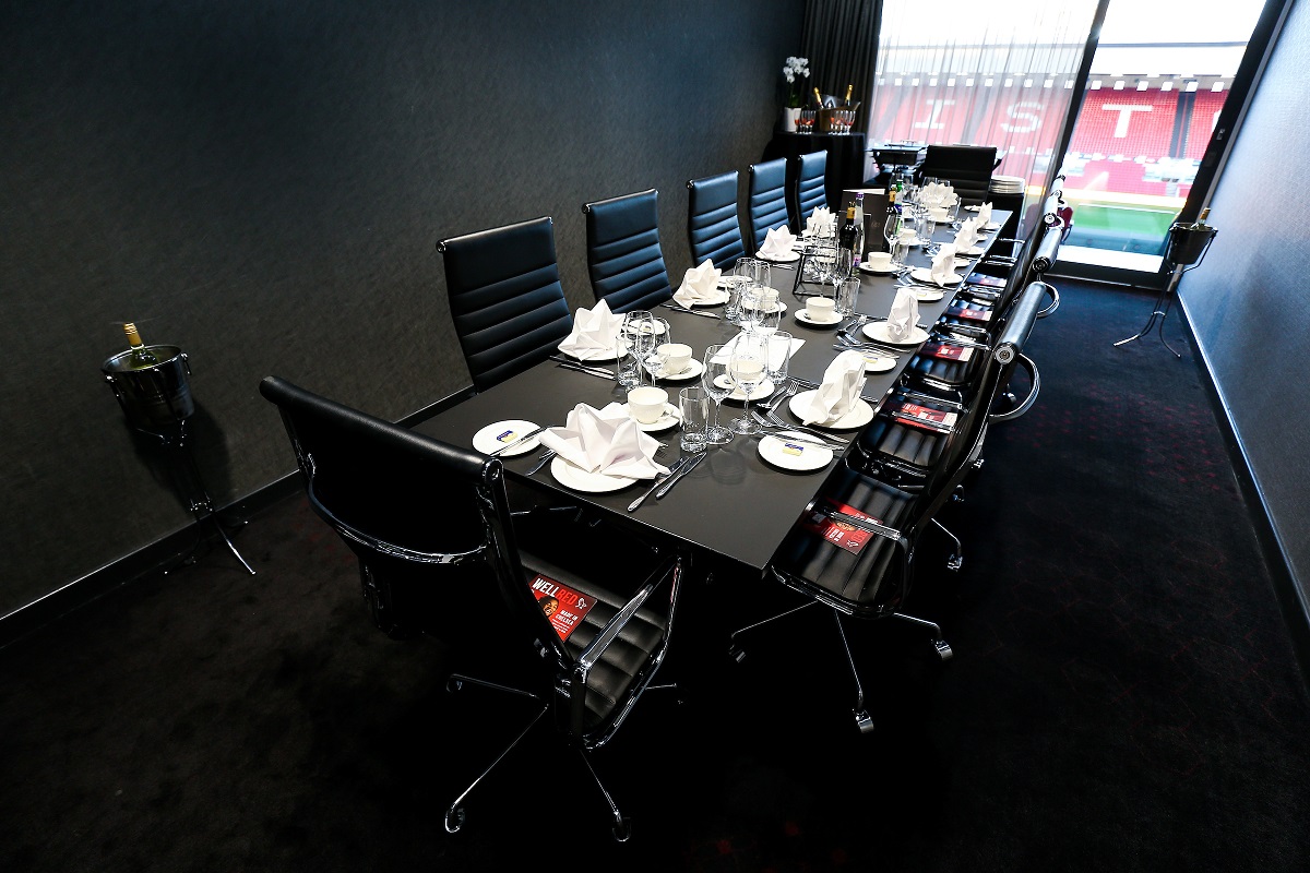 Our Executive Box package includes:Grazing Style BuffetHalf time tea/coffee and snackPrivate balcony padded match seatsPlease note that you will be sharing an executive box and you are purchasing individual seats with this hospitality package